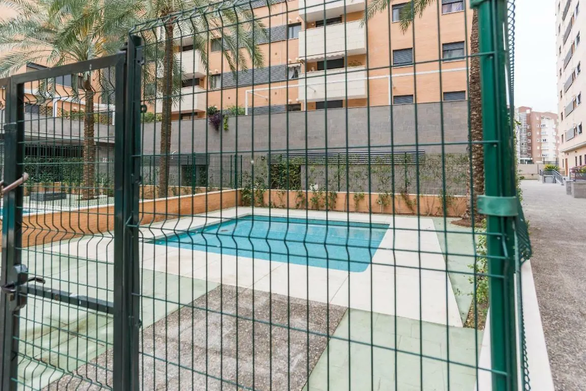 Apartamento Buena Locacion Estacion Maria Zambrano Cerca De La Playa Y Centrico Málaga